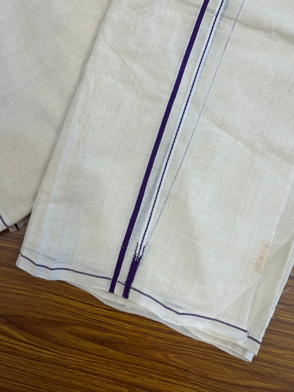 KaithariKada HANDLOOM UNAKKUPAAV Balaramapuram - 100% PURE Cotton Off White (Unbleached) Neriyath - 0.5 cm Deep Violet Kara - 7 KK5277 ELA