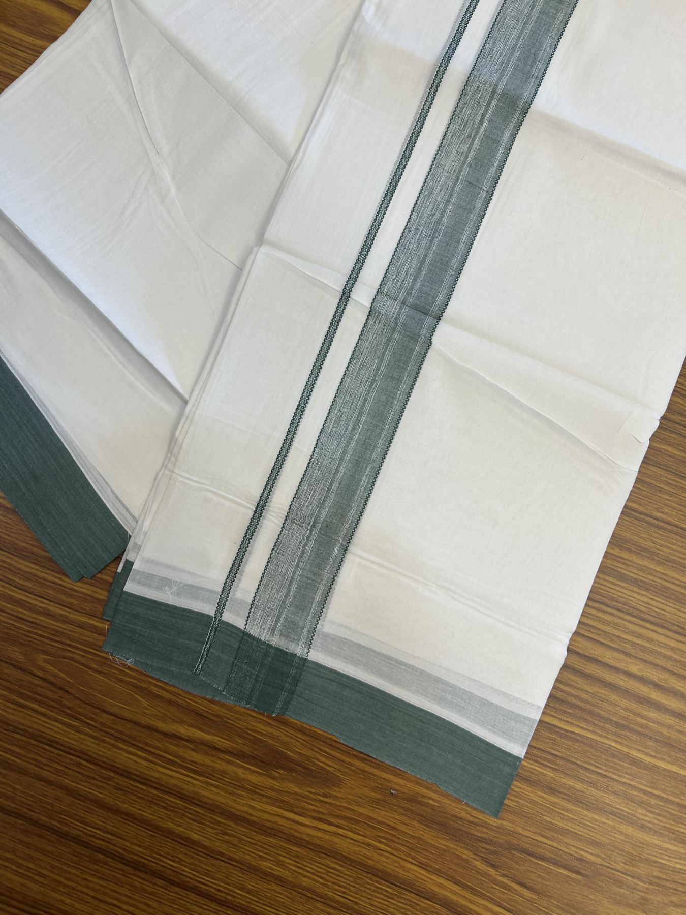 20% Discount! KaithariKada Balaramapuram 100% Cotton Double Pure white Mundu/Dhoti- 100X80 - 1.25 inch Green Shaded Kara - 4 mtr ( 8.5 muzham) - 35 KK5341 VIN