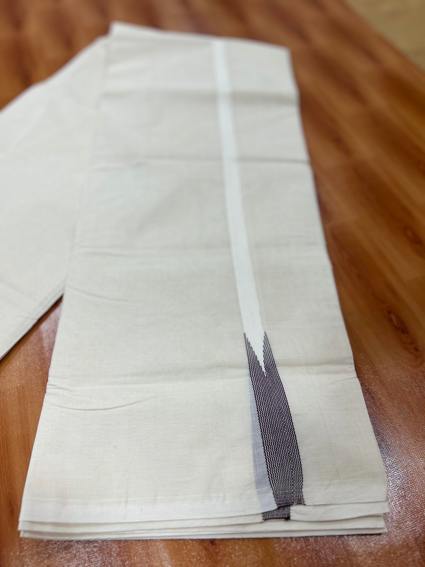 Double Off white Mundu/Dhoti - 23% Discount! KaithariKada Balaramapuram 100% Cotton - 100x100 - 0.5 inch Puliyilakkara Plum Wine Striped Chutty Kara - 4 mtr (8.5 muzham) - 15 KK5401 ASH