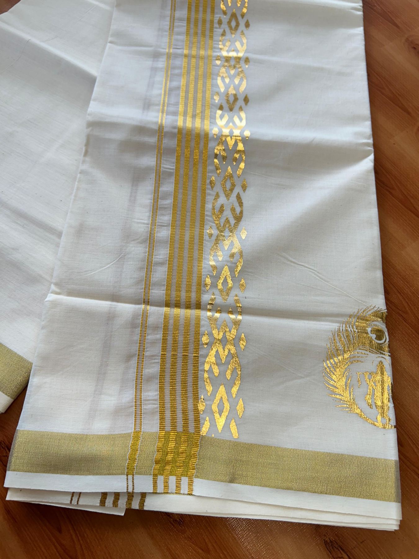 Double Off White (Unbleached) Mundu/Dhoti - 20% Discount!! KaithariKada Mixed Cotton (60s) - 2.5 inch Gold Kasav Striped & Printed Designer Kara 4 mtr (8.5 Muzham) - 10 KK5487 CKS