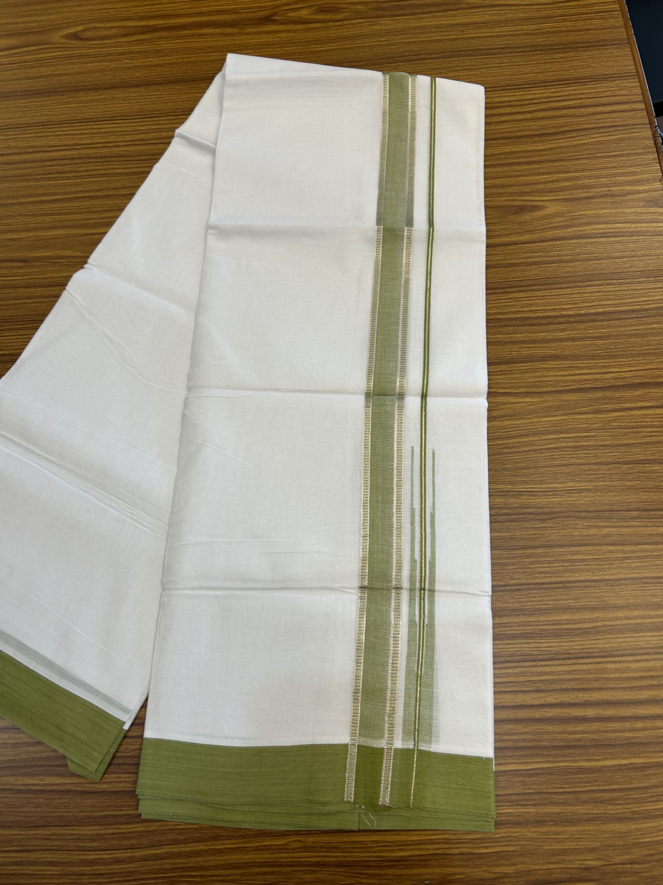 20% Discount! KaithariKada Balaramapuram 100% Cotton Double Pure white Mundu/Dhoti- 100X80 - 1.25 inch Puliyilakkara Silver Kasav & Mustard Green Chutty Kara - 4 mtr ( 8.5 muzham) - 60 KK5341 VIN
