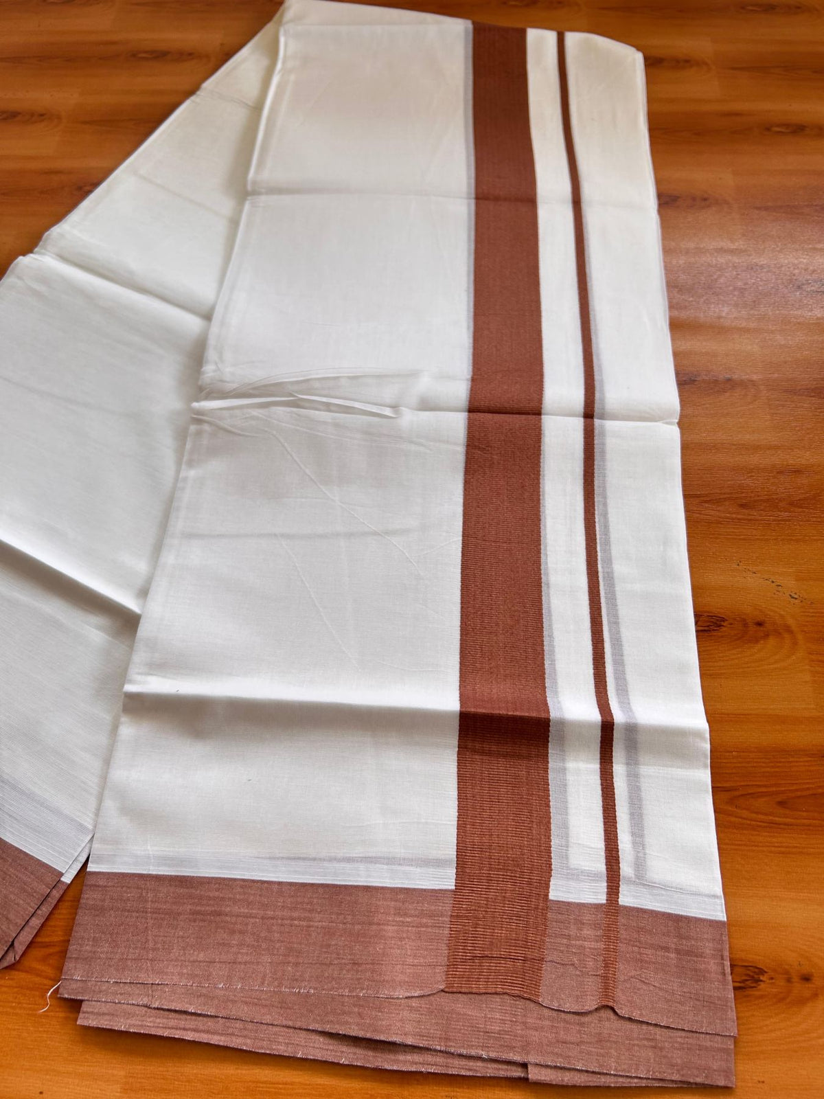 Pure White Double Mundu/Dhoti - 20% Discount ! Kaitharikada Pure Cotton - 100x80 - 1.5 inch Saddle Brown Kara 3.80 mtr (8 muzham) - 4 KK5523 MC
