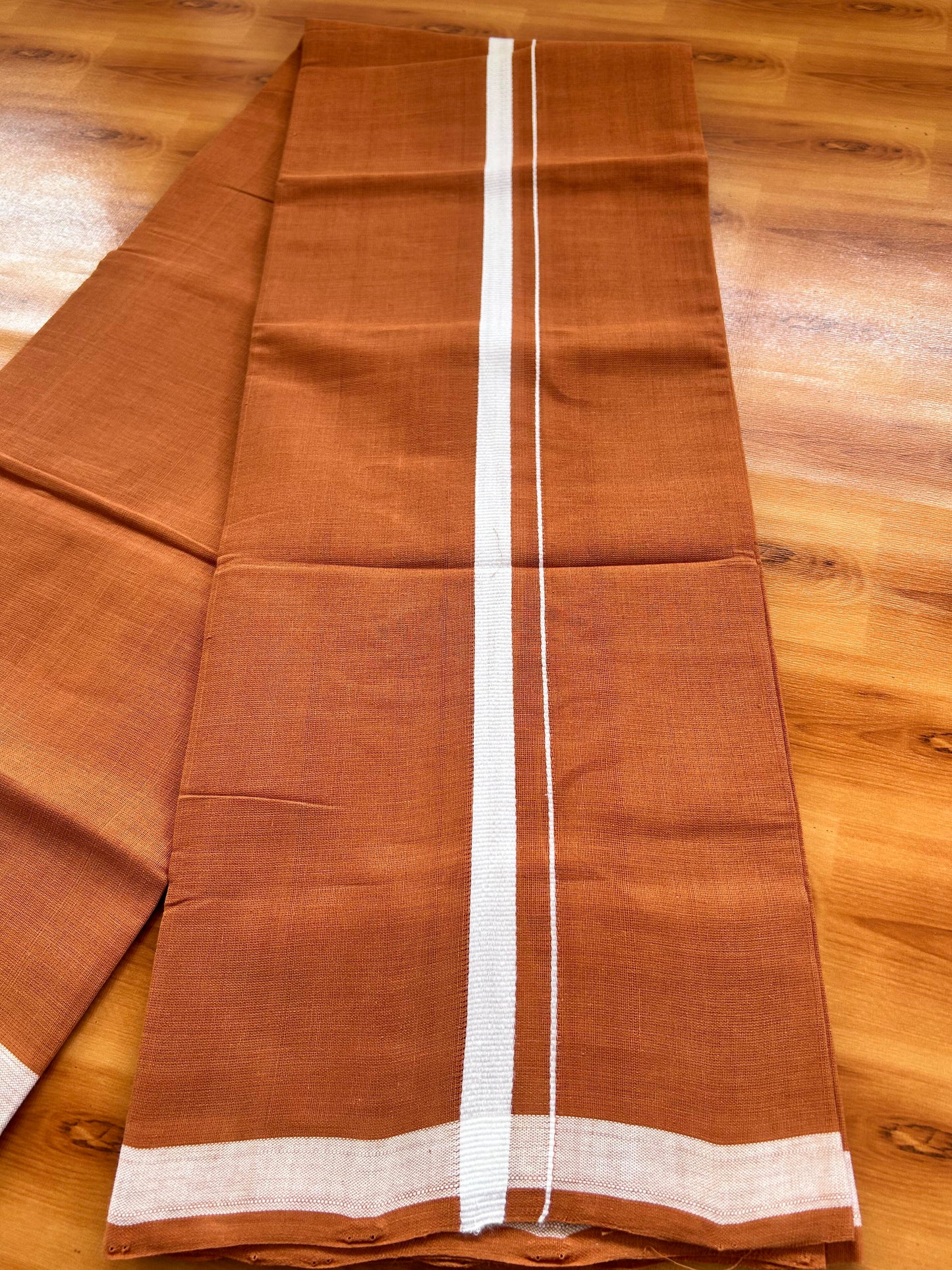 Kerala Handloom Single Kaily/Lungi - KaithariKada 100% Pure Cotton - 40s -0.5 Inch White Kara With Kavi colour Body - (2 meter / 4 muzham) - 4 KK8057 ELA