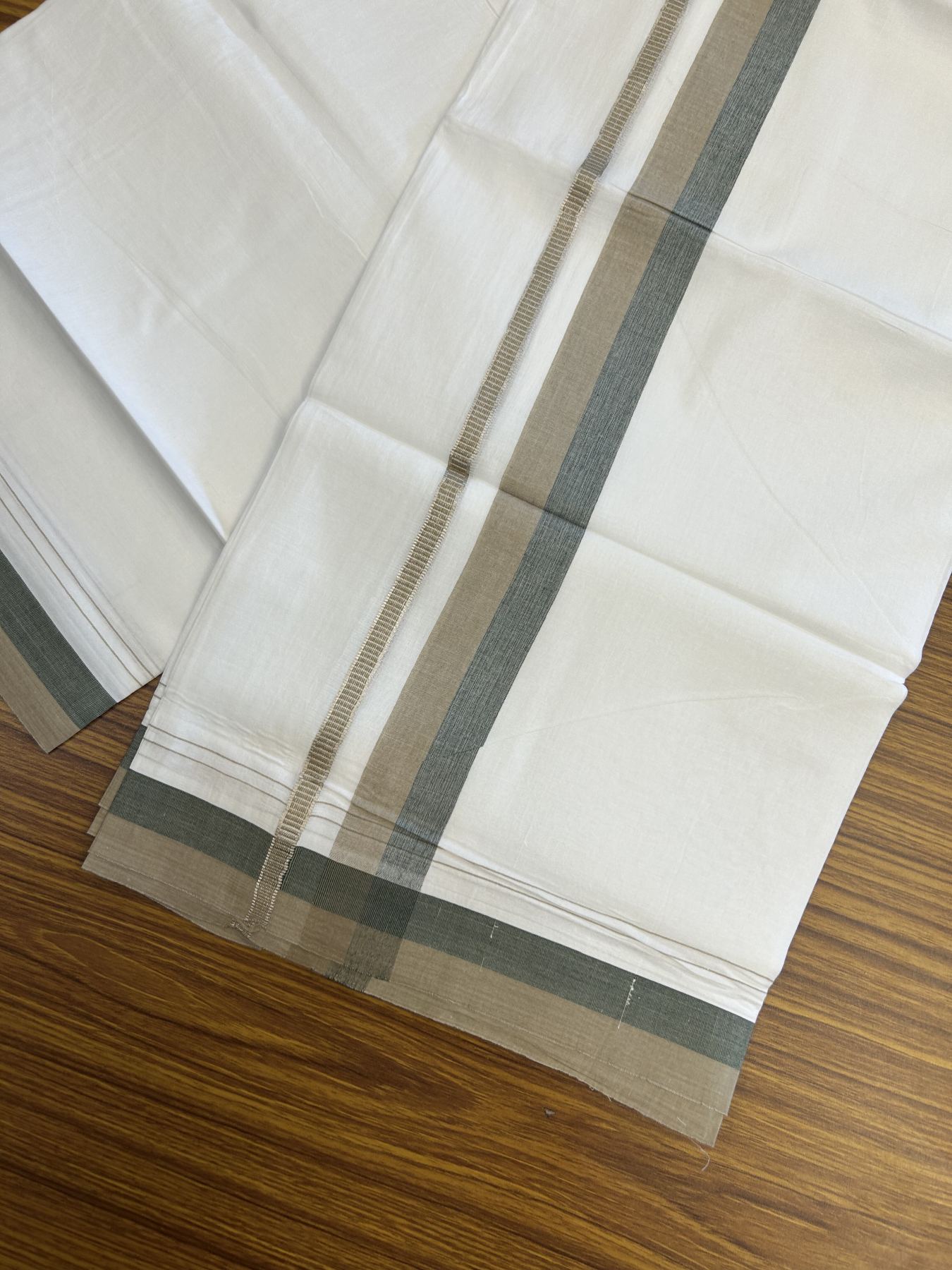 20% Discount! KaithariKada Balaramapuram 100% Cotton Double Pure white Mundu/Dhoti - 100X80 - 1.25 inch Silver Kasav Green & Dark Khaki shaded kara - 4 mtr ( 8.5 muzham) - 94 KK5341 VIN