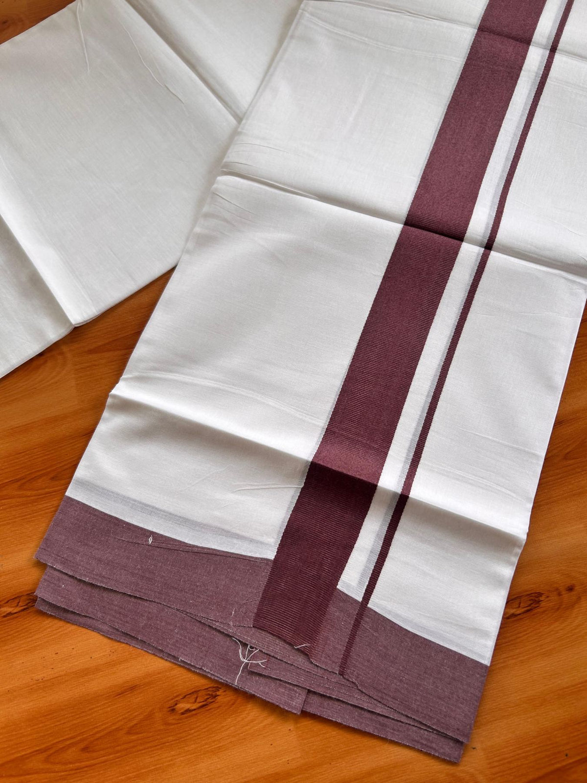 Pure White Double Mundu/Dhoti - 20% Discount ! Kaitharikada Pure Cotton - 100x80 - 1.5 inch Wine brown Kara 3.80 mtr (8 muzham) - 27 KK5523 MC