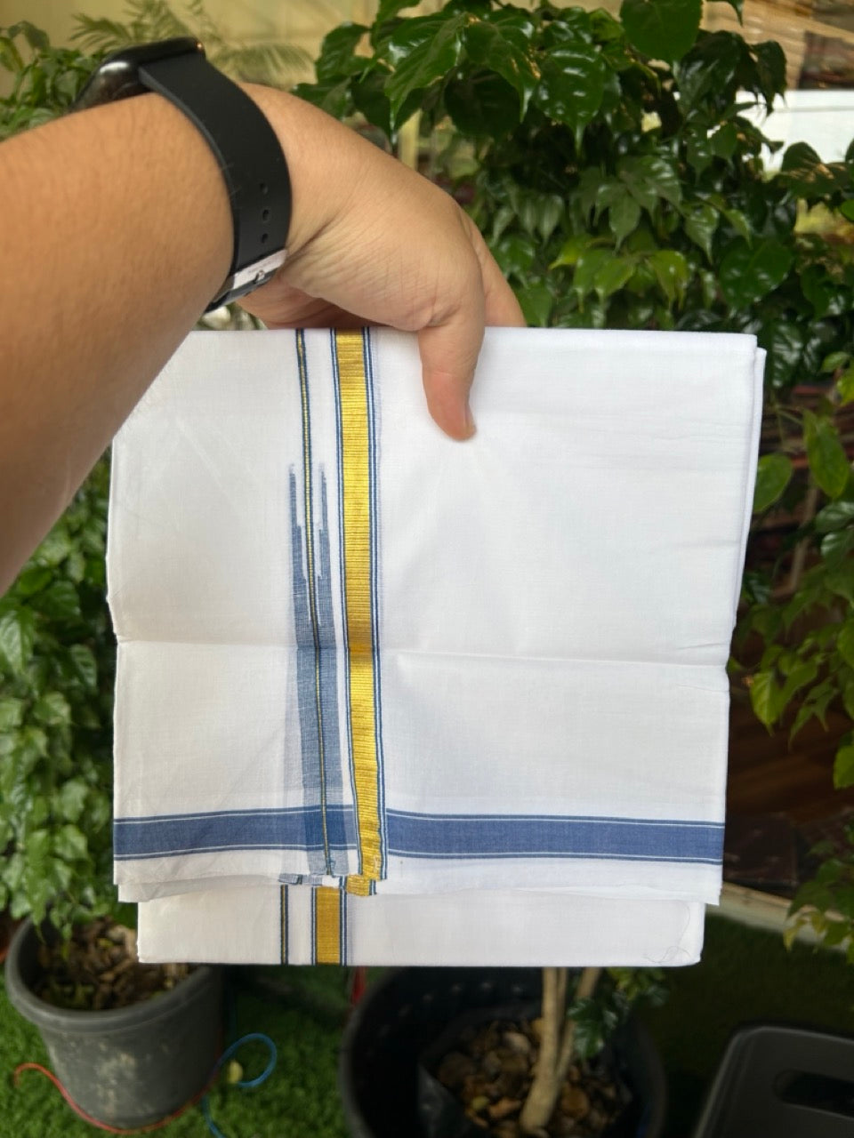 20% DISCOUNT!! KaithariKada Balaramapuram 100% Cotton PURE WHITE Double Mundu/Dhoti-100x80 - 0.5 inch Blue Kasav Chutty Kara - 18KK5191CKS