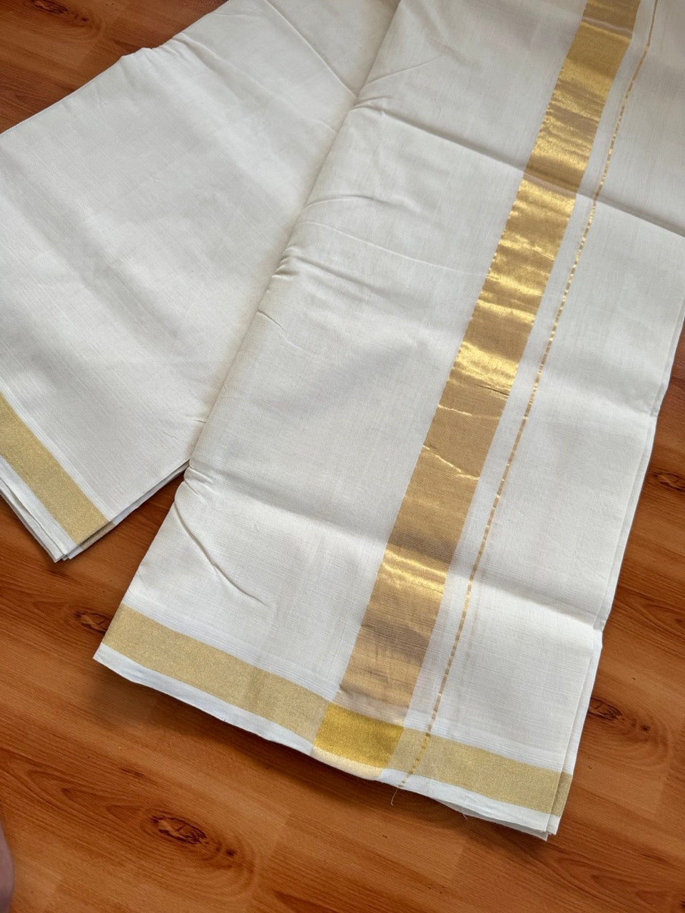 25% Discount!! KaithariKada Handloom Unakkupaav - Kerala Handloom - 100% Pure Cotton Off White Double - (Unbleached) Mundu/Dothi - 100x80 - 1.5 Inch Gold Kasav Shaded kara 4mtr (8.5 muzham) - 1 KK5471 ABH
