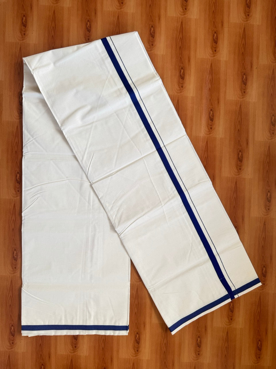 Single Off white 100% Pure Cotton Mundu/Dhoti (Unbleached) - KaithariKada (40s) - 1 cm Navy Blue Kara (2 meter / 4 muzham) - 8 KK5472 MC