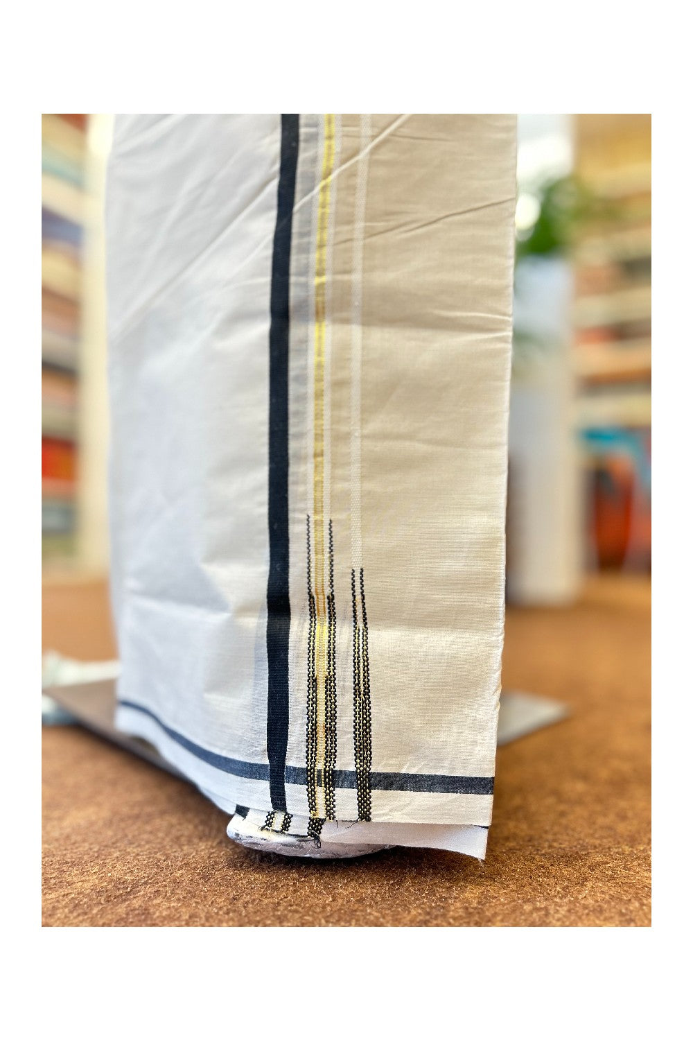 20% Discount!!! KaithariKada Balaramapuram 100% Cotton off white (Unbleached) Double Mundu/Dhoti-100x100 1.cm Double Chutty Black & Kasavu-23