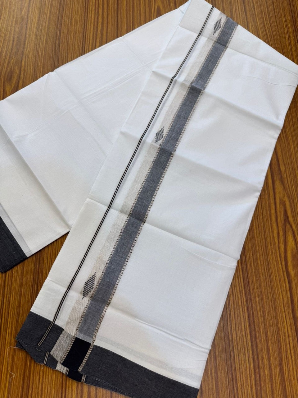 20% Discount ! Kaitharikada Balaramapuram 100% Cotton Pure White Double Mundu/Dothi - 100x80 - 1.5 inch Black & Silver Kasav Design Kara 4 mtr (8.5 muzham) - 67 KK5255 VAS
