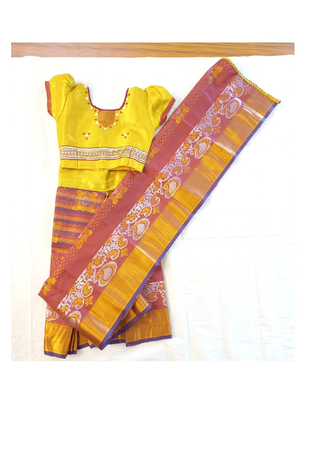 15% Discount Kaitharikada - Traditional South Indian Kids Saree- Gold & Brown colour saree - Size (22).