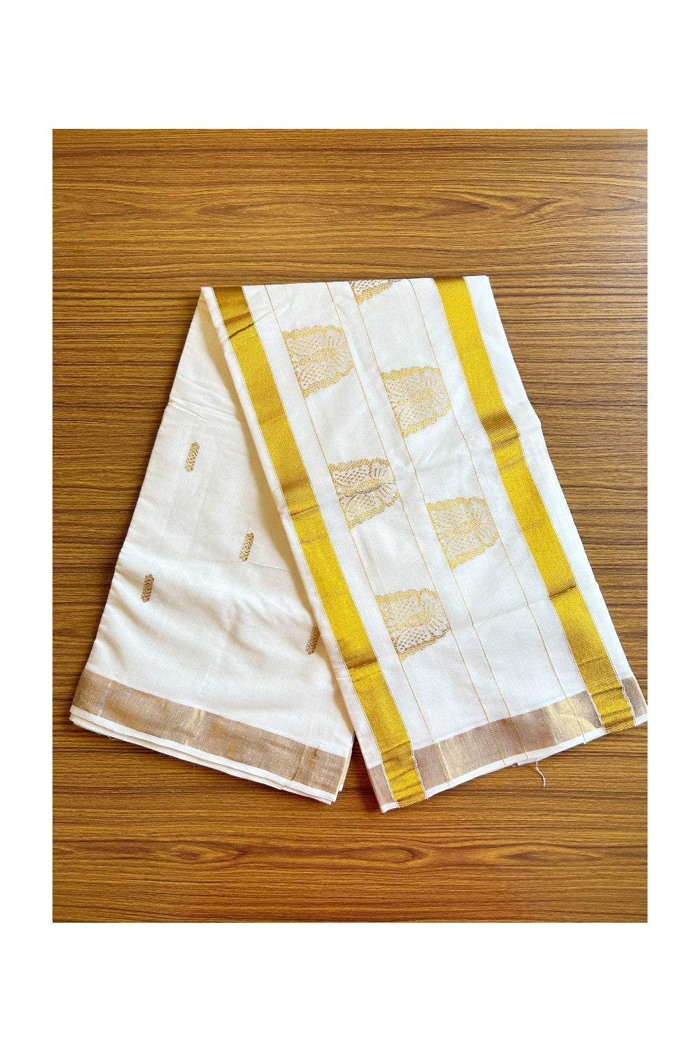 25% Discount! Kaitharikada Kerala Cotton Saree Off white - 12 inch Kasavu Saree with Butterfly Pattern putta Design - 1KK1003HAR