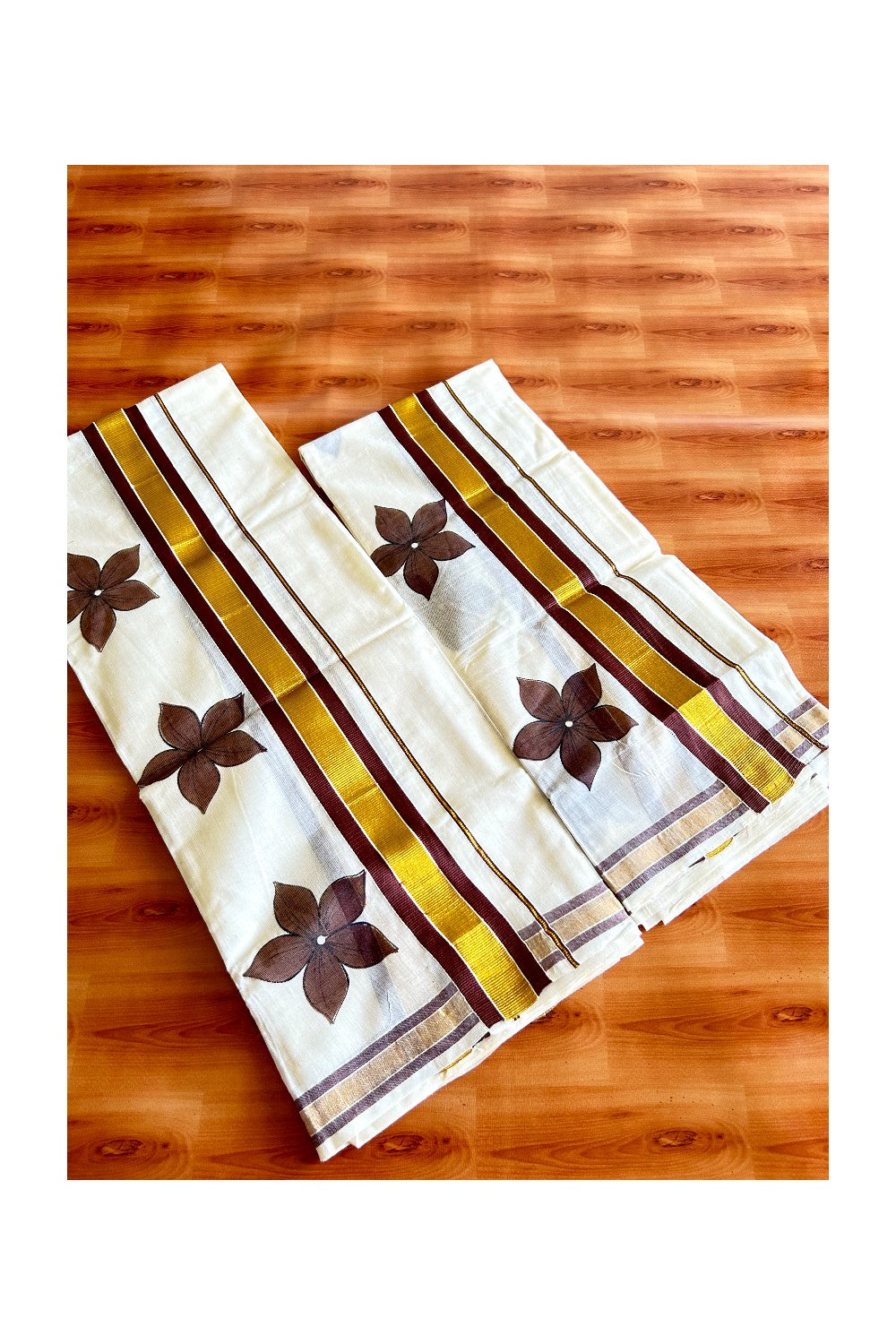 22% Discount!! KaithariKada - Kerala Cotton SINGLE SET MUND FOR WOMEN - Kasavu Kara with Brown Flower Design - 1KK495VIN