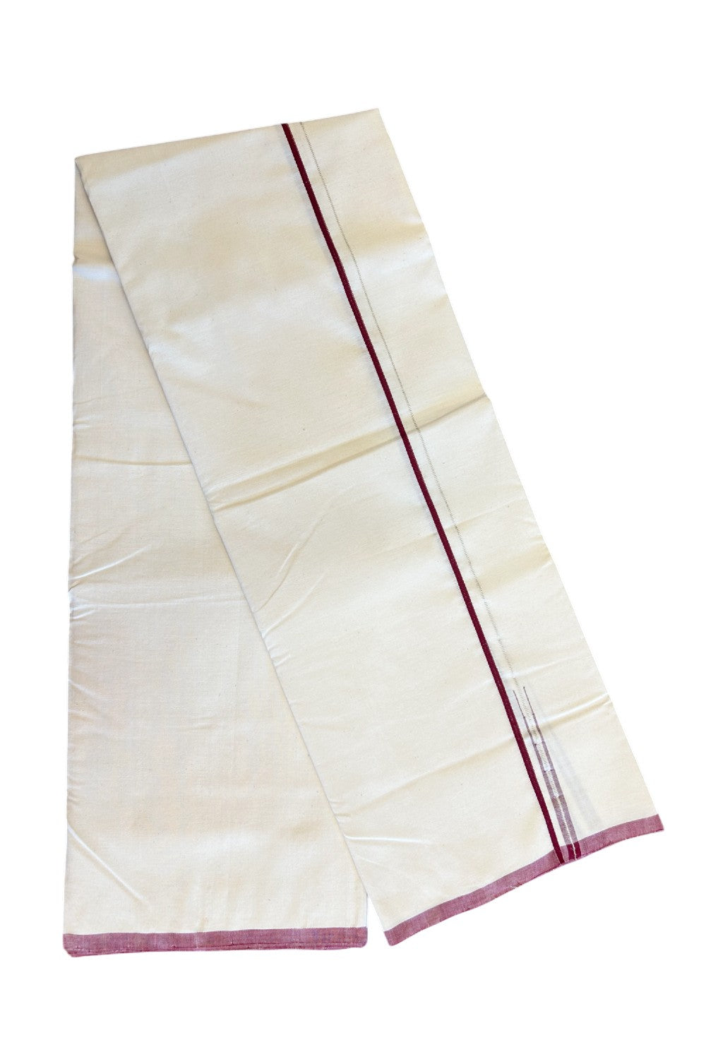 SIGNATURE KAITHARIKADA EXCLUSIVE SINGLE DHOTI - 25% DISCOUNT!! 100% Cotton Balaramapuram HANDLOOM Single Mundu/Dhoti - Off White - (Unbleached) 0.5 cm Maroon & Silver KASAVU Chutty Kara (2 meter / 4 muzham) - 1KK5040KAI
