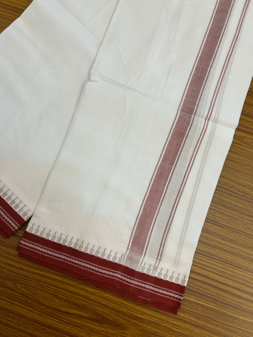 Premium Kathar Type Mercerised Pure Cotton Single Mund Kaitharikada Special - Kaily / Lungi -  1.25 inch Maroon Striped kara White Body Kuppadam Border (2 meter / 4 muzham) - 1 KK8031 MUT