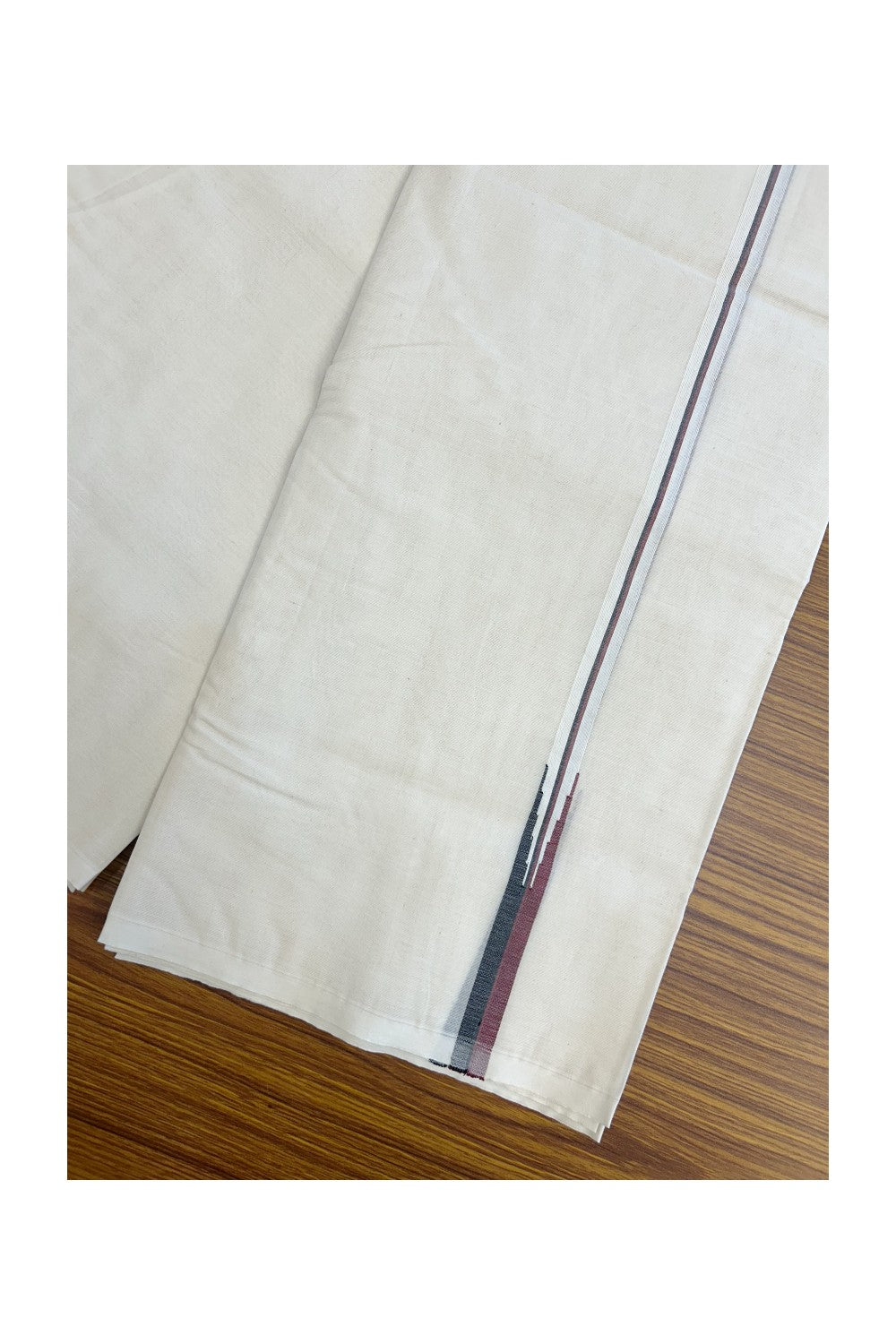 DMK Veshti - 23% DISCOUNT! KaithariKada 100% Cotton off white Double - (Unbleached) Mundu/Dhoti - 100X100 - 0.5 inch Puliyilakkara Black & Maroon Shaded chutty - 1KK5179ASH
