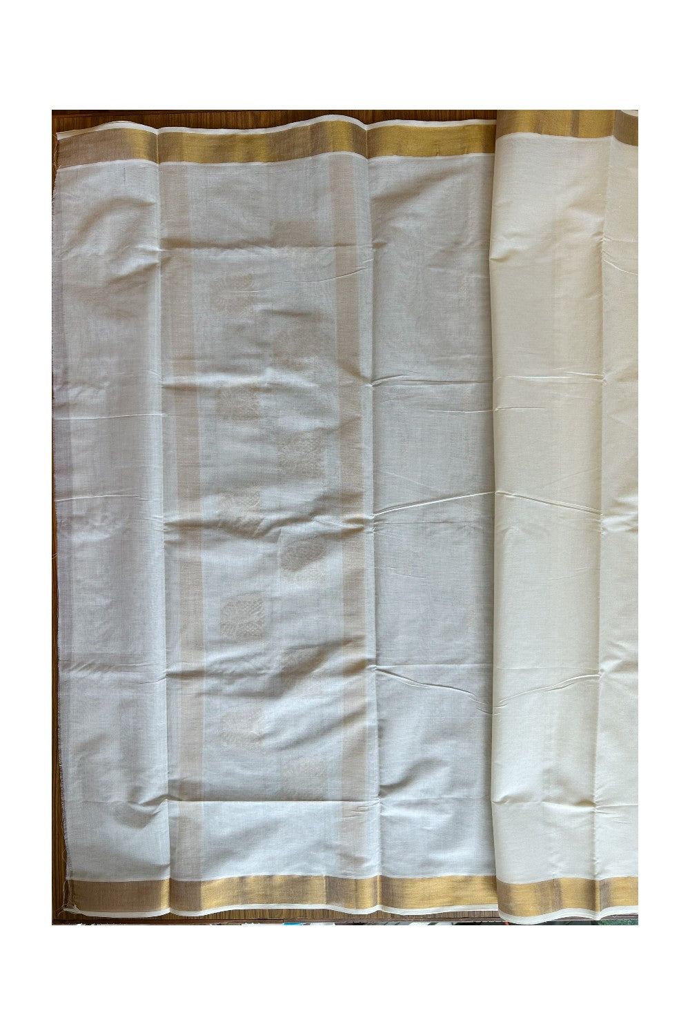 25% Discount! Kaitharikada Kerala Cotton Saree Off white - 12 inch Kasavu Saree with Butterfly Pattern putta Design - 1KK1003HAR
