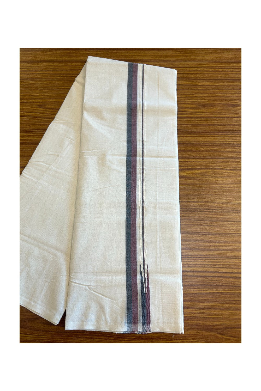 Dmk Veshti - 19% Discount !! KaithariKada Balaramapuram Double Off white - (Unbleached) Mundu/Dhoti - 100X100 - 1 inch Puliyilakkara Maroon & Black Chutty Kara - 10KK5101ASH