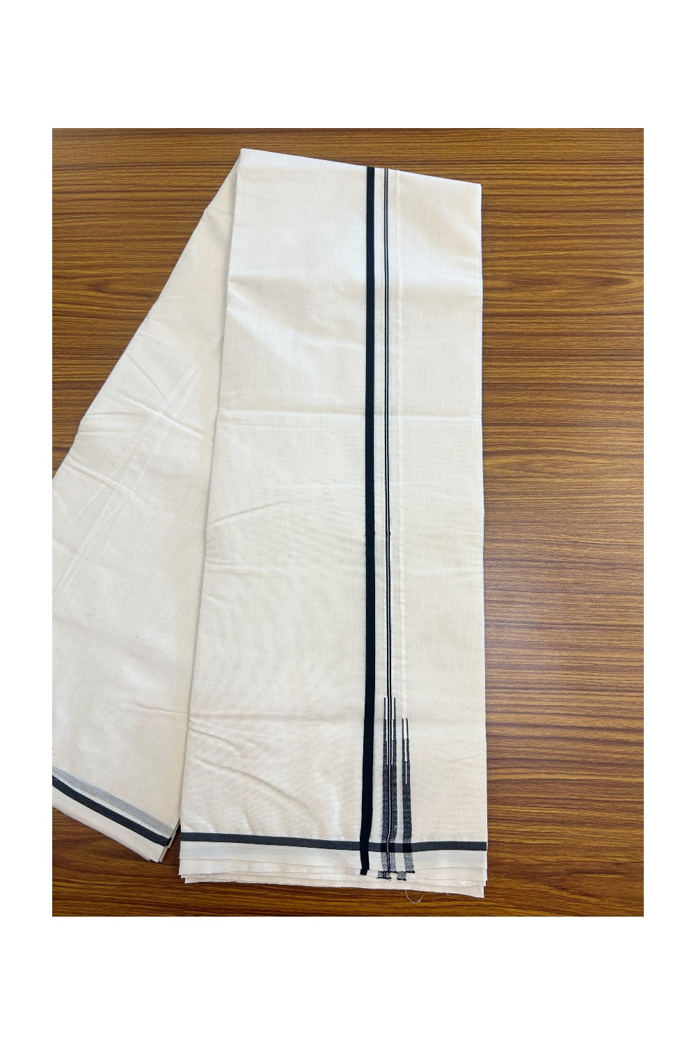 27% DISCOUNT!! KaithariKada Balaramapuram 100% Cotton off white Double - (Unbleached) Mundu/Dhoti-100x100  Puliyilakkara Double Chutty 0.25 inch Black Kara - 10KK5140ASH