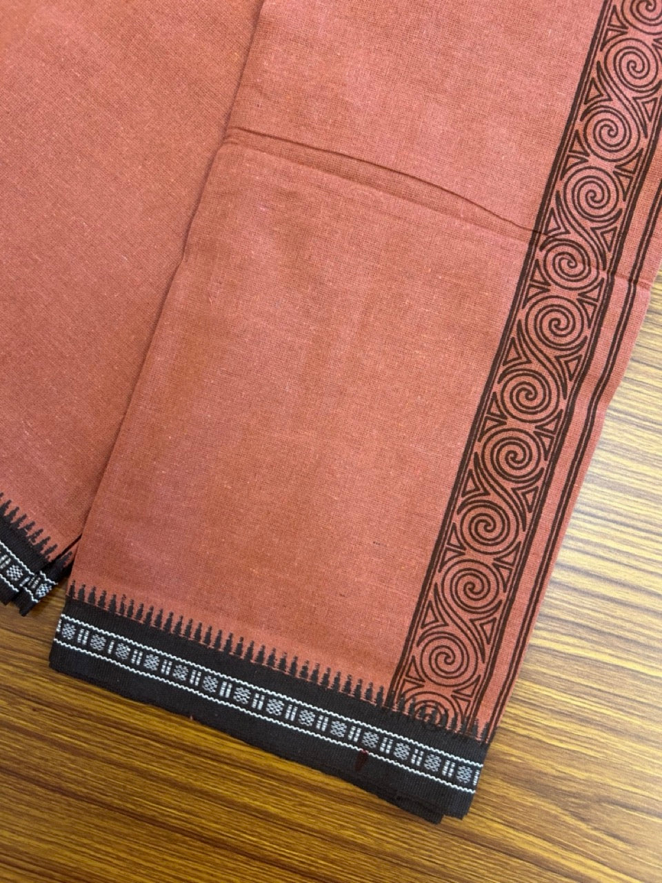 8% Discount!!! Kaitharikada Mixed Cotton Single KAVI - Kaily / Lungi - 3.25 inch Dark Brown Tribal Kuppadam Border (2 meter / 4 muzham) - 11KK8027 AS