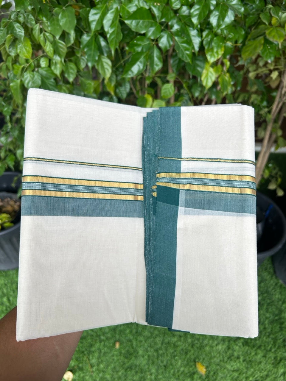 31% DISCOUNT!! KaithariKada HANDLOOM Millpaav Balaramapuram - 100% PURE Cotton OFF White Double - (Unbleached) Mundu/Dothi - 1.75 Inch Gold Kasav Green kara - 12kk5153RAM