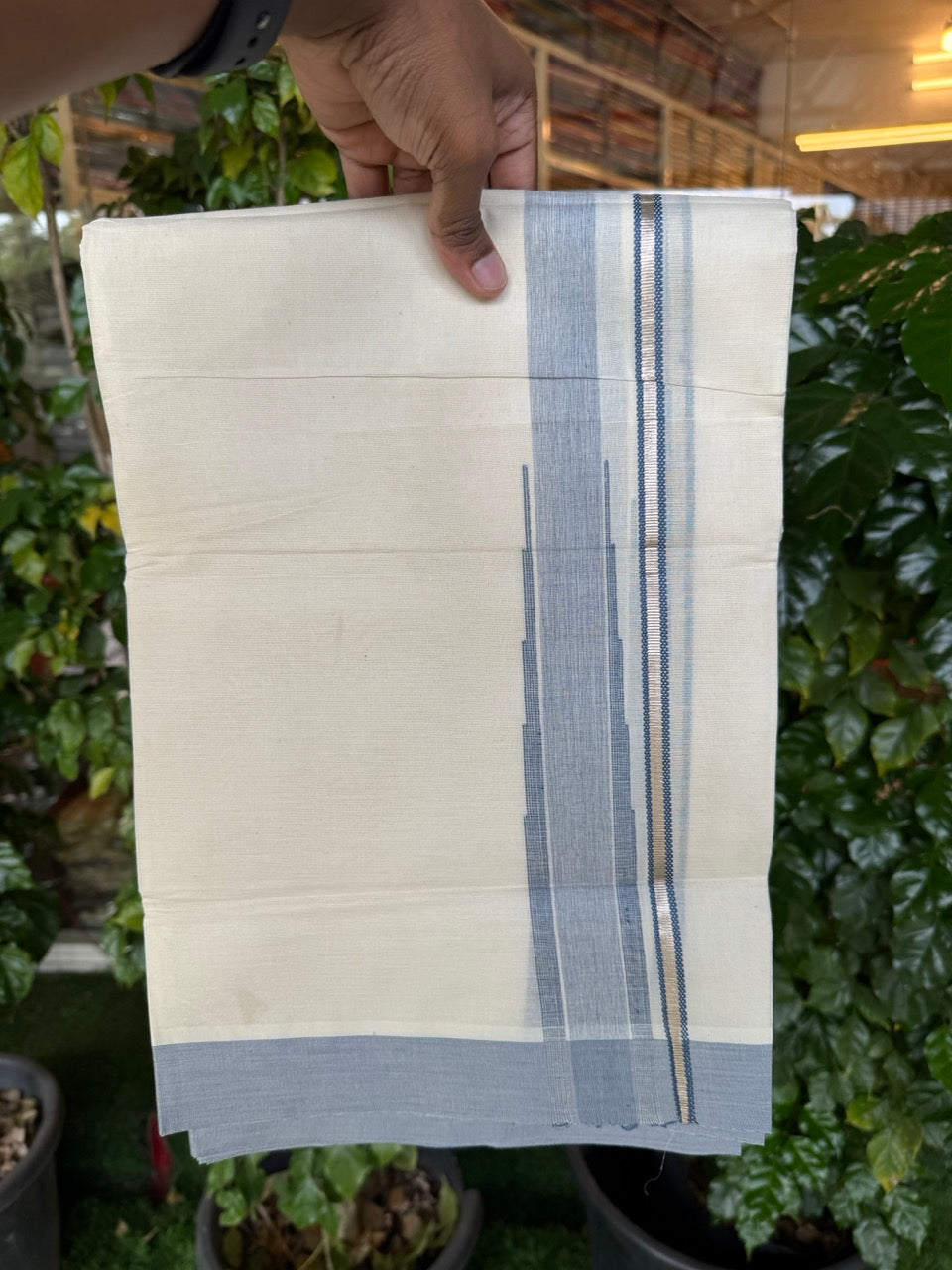 19% Discount! KaithariKada Balaramapuram 100% Cotton Off white Double Mundu/Dhoti - (100x80)s - 1.5 inch Puliyilakkara Blue Stripes Chutty Silver Kasav - 134 KK5258 THI