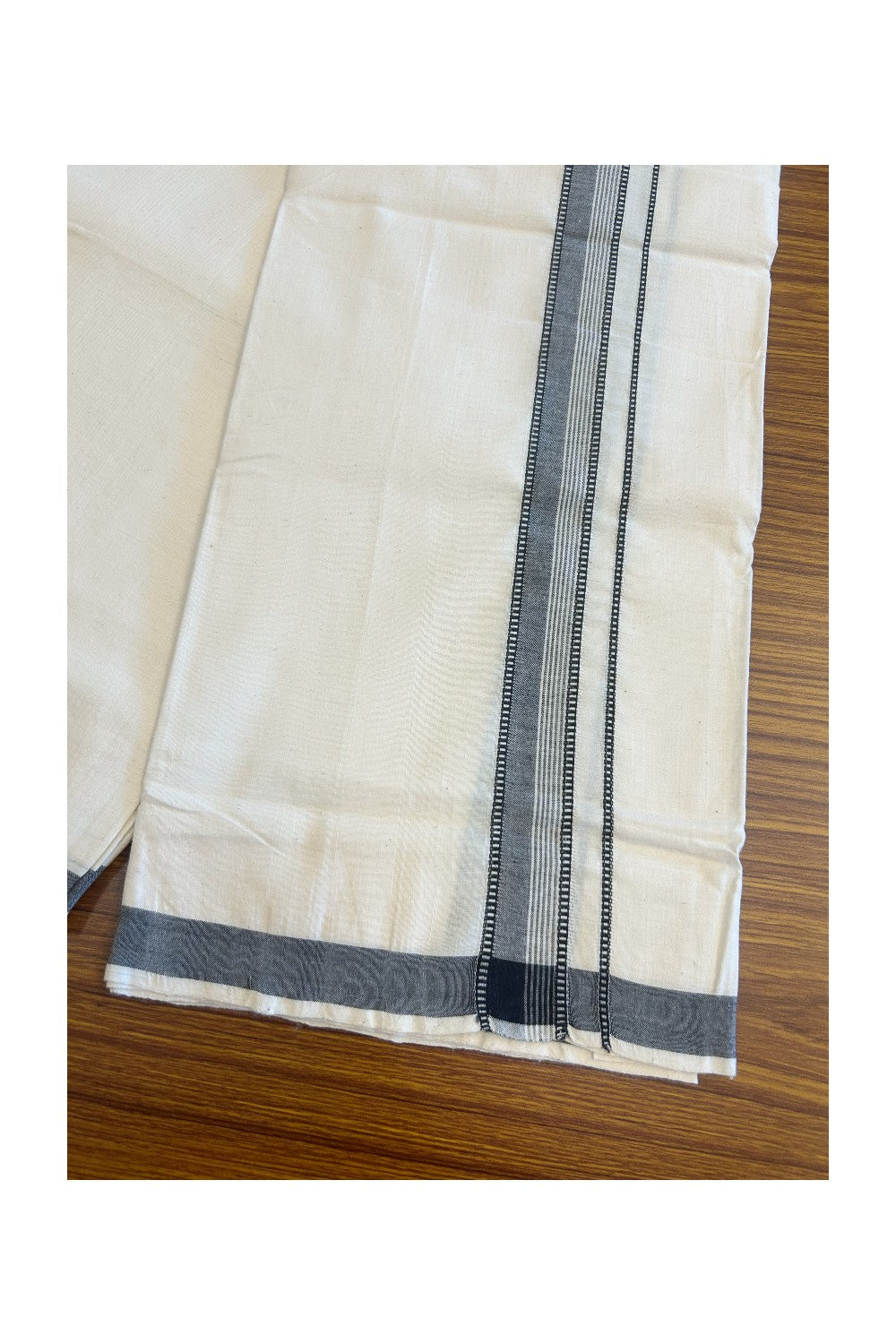 30% Discount KaithariKada 100% Cotton Balaramapuram HANDLOOM Single Mundu/Dhoti - Off White (Unbleached) 1.75inch (2 meter / 4 muzham) Black Kara - Onam Collection-298