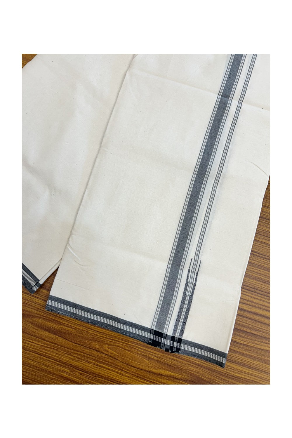 20% DISCOUNT ! KaithariKada Balaramapuram 100% COTTON SINGLE OFF WHITE (Unbleached) Mundu/Dhoti-Twisted 100s Thread- 0.75inch Puliyilakkara Black Shaded Chutty Kara  (2 meter / 4 muzham)- 14KK5203ASH