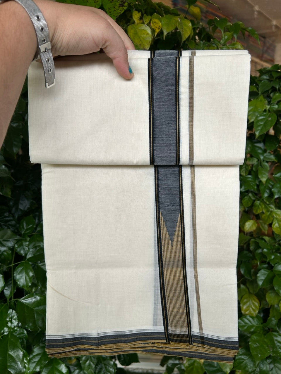 25% DISCOUNT!! KaithariKada HANDLOOM  UNAKKUPAAV Balaramapuram - 100% PURE Cotton OFF White - (Unbleached) Double Mundu/Dothi - 100 x 80 -  Black Light Brown Chutty Kara - 4meter - 15 KK5249 REA
