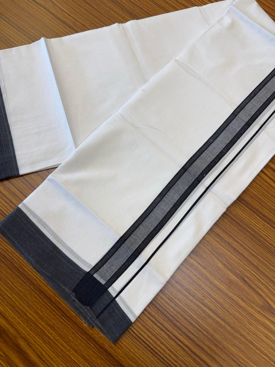 Short Dhoti Special - 28% Discount ! KaithariKada 100% Cotton Pure White Double Mundu / Dhoti - 100x80 - 45 inch Height 3.80 m Length  1.5 inch black kara - 18 KK5258 THI
