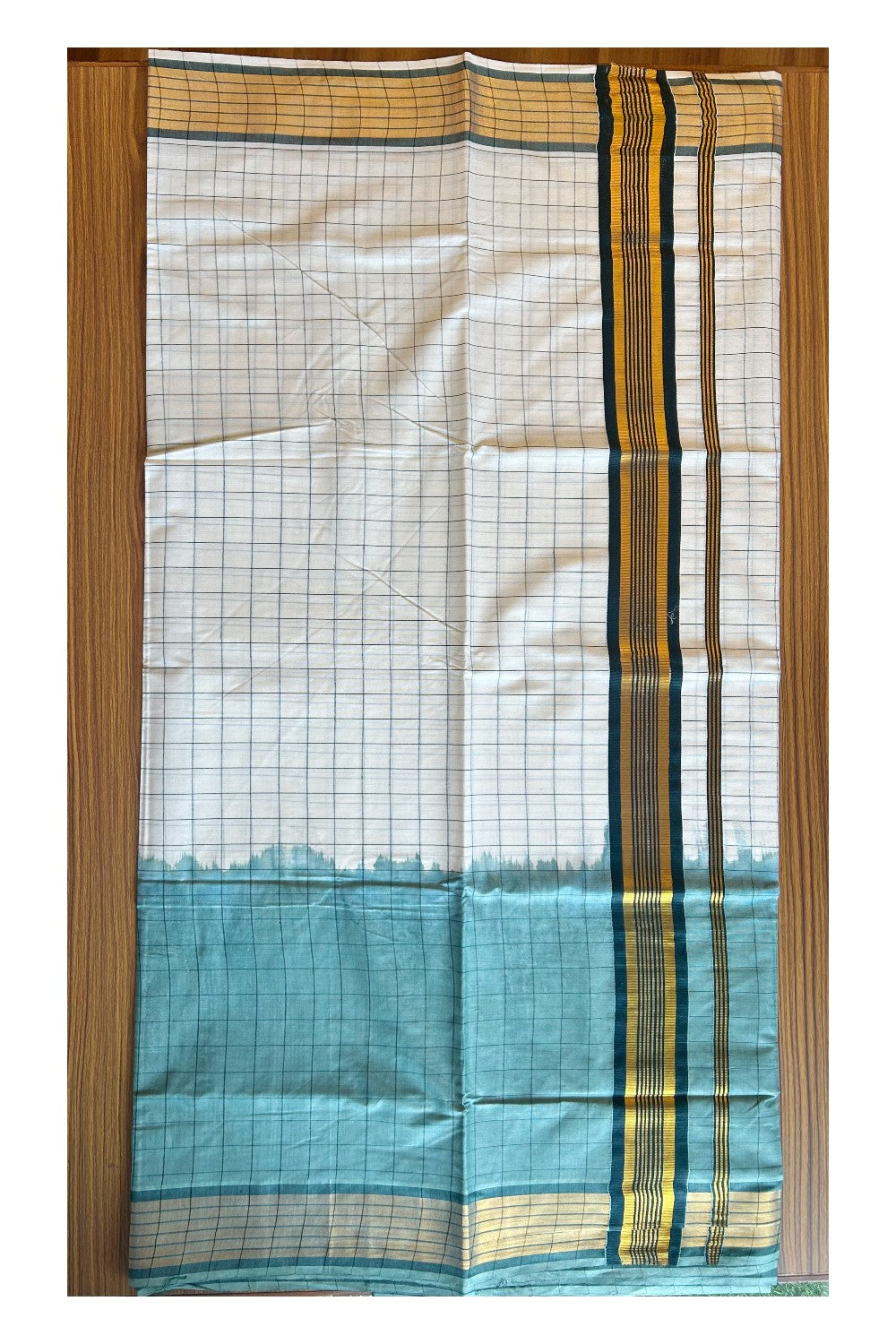 15% Discount! Kaitharikada Kerala Cotton Saree - Green Color Dyed & Gold Kasavu Green Striped Kara - 19KK1003HAR