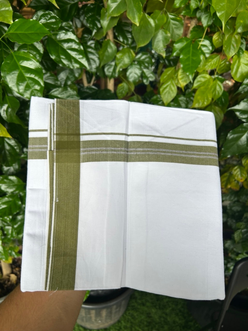 24 % Discount !! KaithariKada Balaramapuram 100% Cotton Pure white Single Mundu/Dhoti - Twisted 60s Thread- 1 inch Green Shaded Striped Kara (2 meter / 4 muzham) - 2KK5241 GL