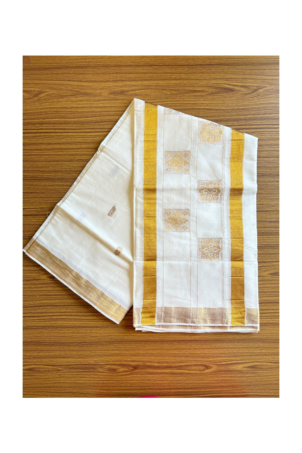 25% Discount! Kaitharikada Kerala Cotton Saree Off white - 12 inch Kasavu Saree with  Flower Pattern putta Design - 2KK1003HAR