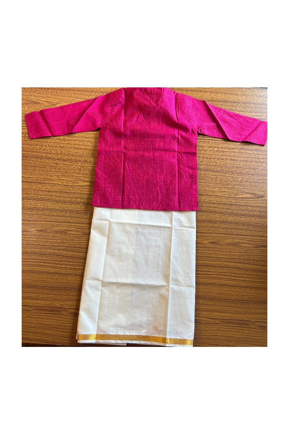 10% DISCOUNT !!! Yuvaraj -Traditional South Indian Kids Cotton kurta & Mund - MAGENTA kurta Off white Kasavu Mund Age 6- 2KK110YUV6