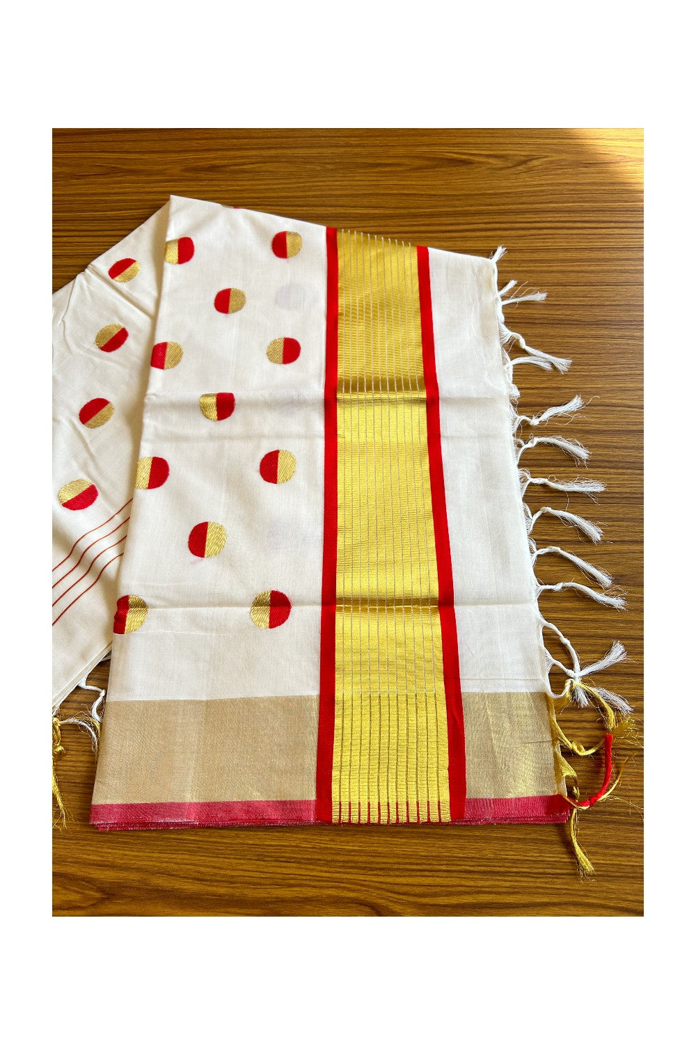 KaithariKada HANDLOOM UNAKKUPAAV Balaramapuram Kerala Saree for Women- 100% PURE  Cotton with Kasavu & Red Circle design  WITH KUNJALAM - 2KK483KK
