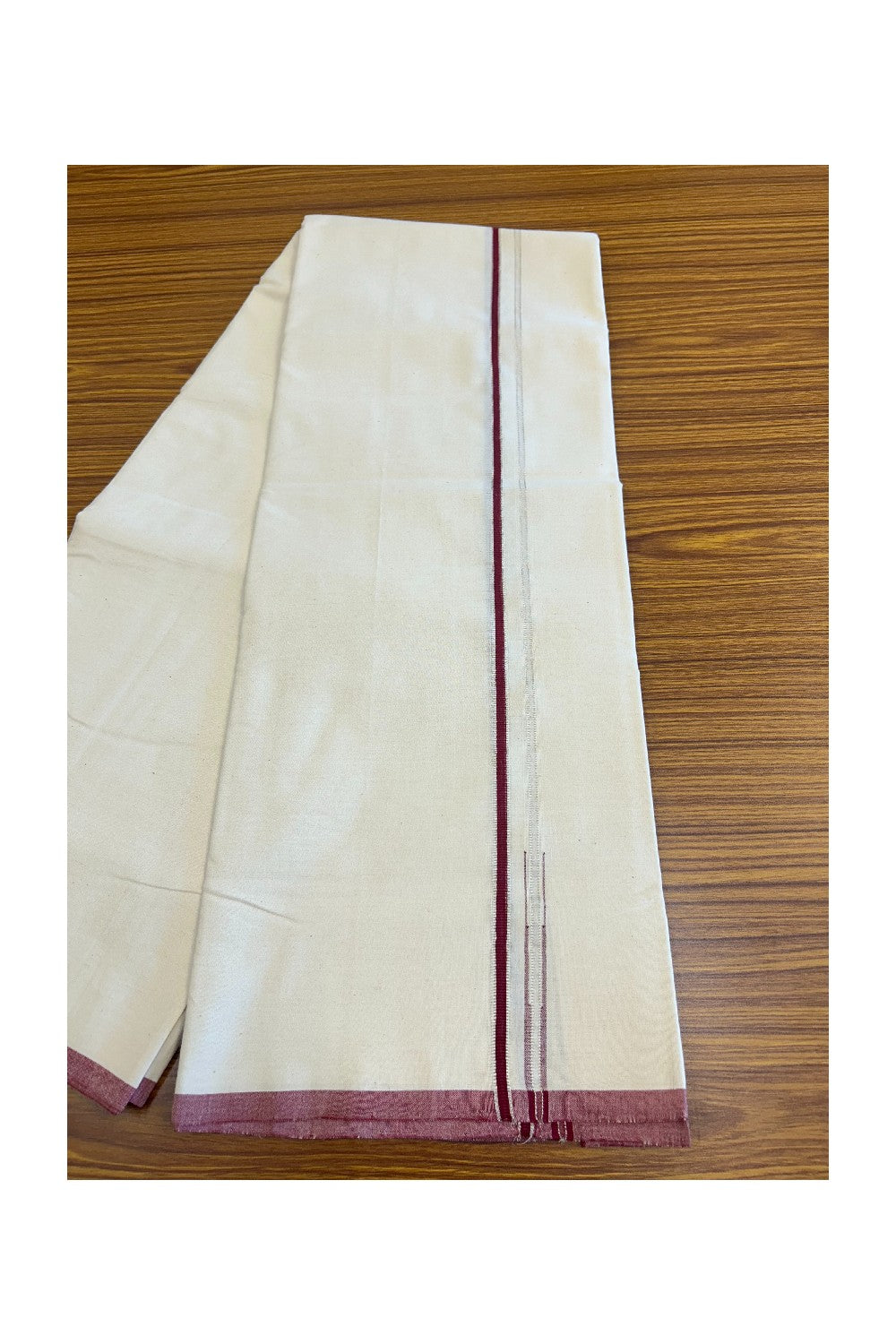 SIGNATURE KAITHARIKADA EXCLUSIVE SINGLE DHOTI - 25% DISCOUNT!! 100% Cotton Balaramapuram HANDLOOM Single Mundu/Dhoti - Off White - (Unbleached) 1 cm Maroon & Silver KASAVU Chutty Kara (2 meter / 4 muzham) - 2KK5040KAI