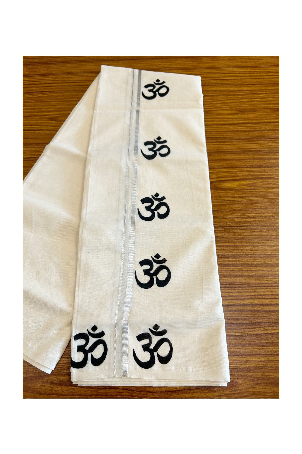 KaithariKada Balaramapuram 100% Cotton Double Off white - (Unbleached) Mundu/Dhoti-100x80 0.75 inch SILVER Kasavu & Hand Painted Mural Ohm Design Kara 3.70 meter (8 Muzham) - 2KK5046KK