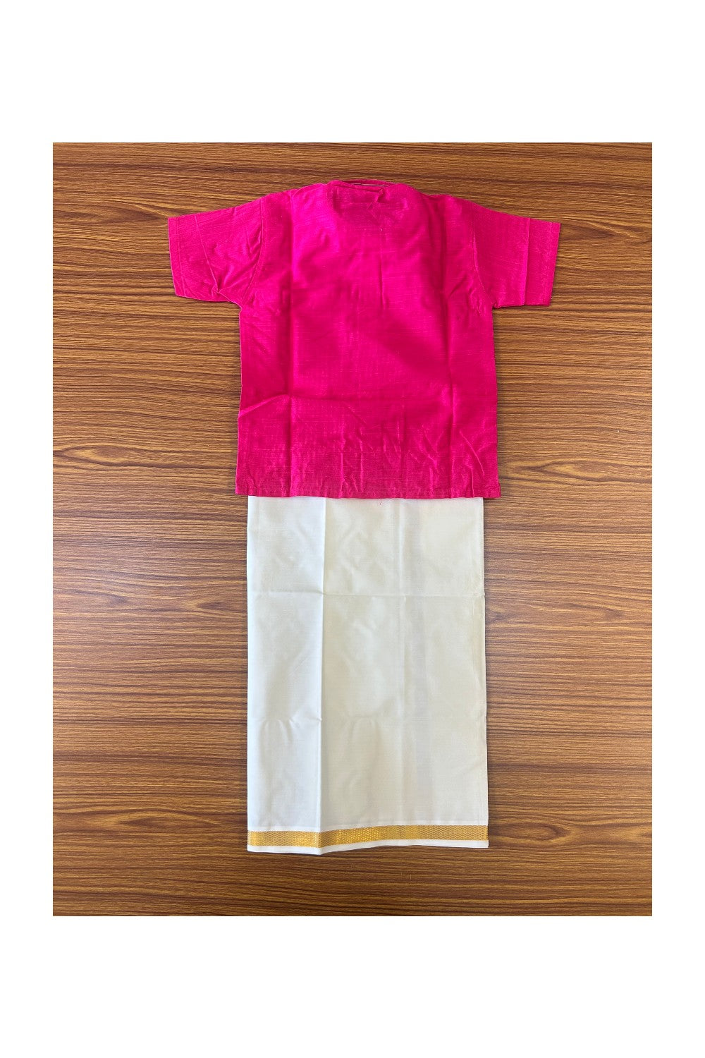 10% DISCOUNT !!! Yuvraj-Traditional South Indian Kids Shirt & Mund - Dark pink Shirt Off white Kasavu Mund Age 3 - 2KK99YUV3.