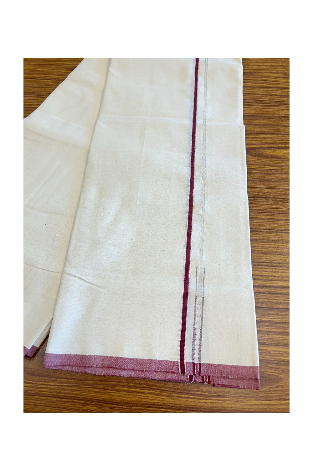 SIGNATURE KAITHARIKADA EXCLUSIVE SINGLE DHOTI - 25% DISCOUNT!! 100% Cotton Balaramapuram HANDLOOM Single Mundu/Dhoti - Off White - (Unbleached) 1 cm Maroon & Silver KASAVU Chutty Kara (2 meter / 4 muzham) - 2KK5040KAI