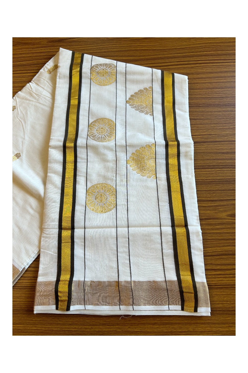 25% Discount! Kaitharikada Kerala Cotton Saree Off white - 12 inch Kasavu Zari with Brown Flower Pattern Putta Design- 21KK303VIN