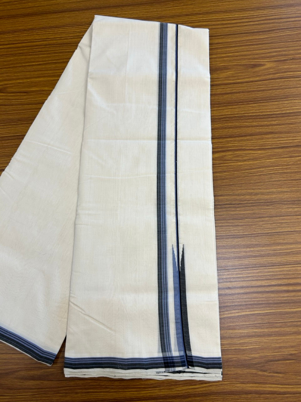 25% DISCOUNT!! KaithariKada HANDLOOM  UNAKKUPAAV Balaramapuram - 100% PURE Cotton OFF White - (Unbleached) Double Mundu/Dothi - 100 x 80 - Blue Black Chutty Kara - 3.80 meter (8.5 Mulam) - 29 KK5249 REA