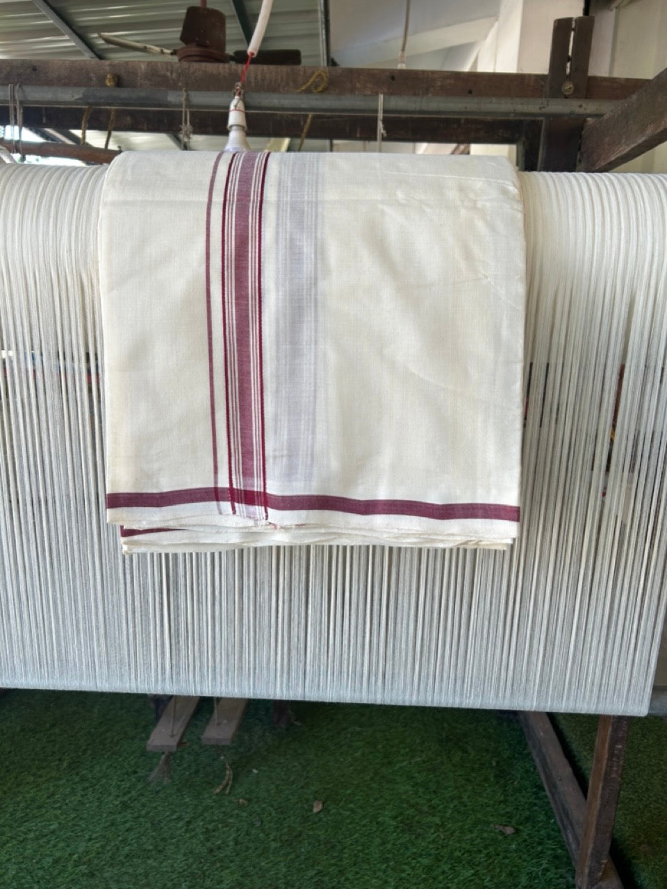 PREMIUM HANDLOOM-20% DISCOUNT! KaithariKada  Cotton OFF White - 100x80 thread-  NORTH INDIAN ATTACHED GAMCHA - 9X5 & 10X6 muzham Dhoti - 1.5 inch Maroon Border - 3KK5223VEL