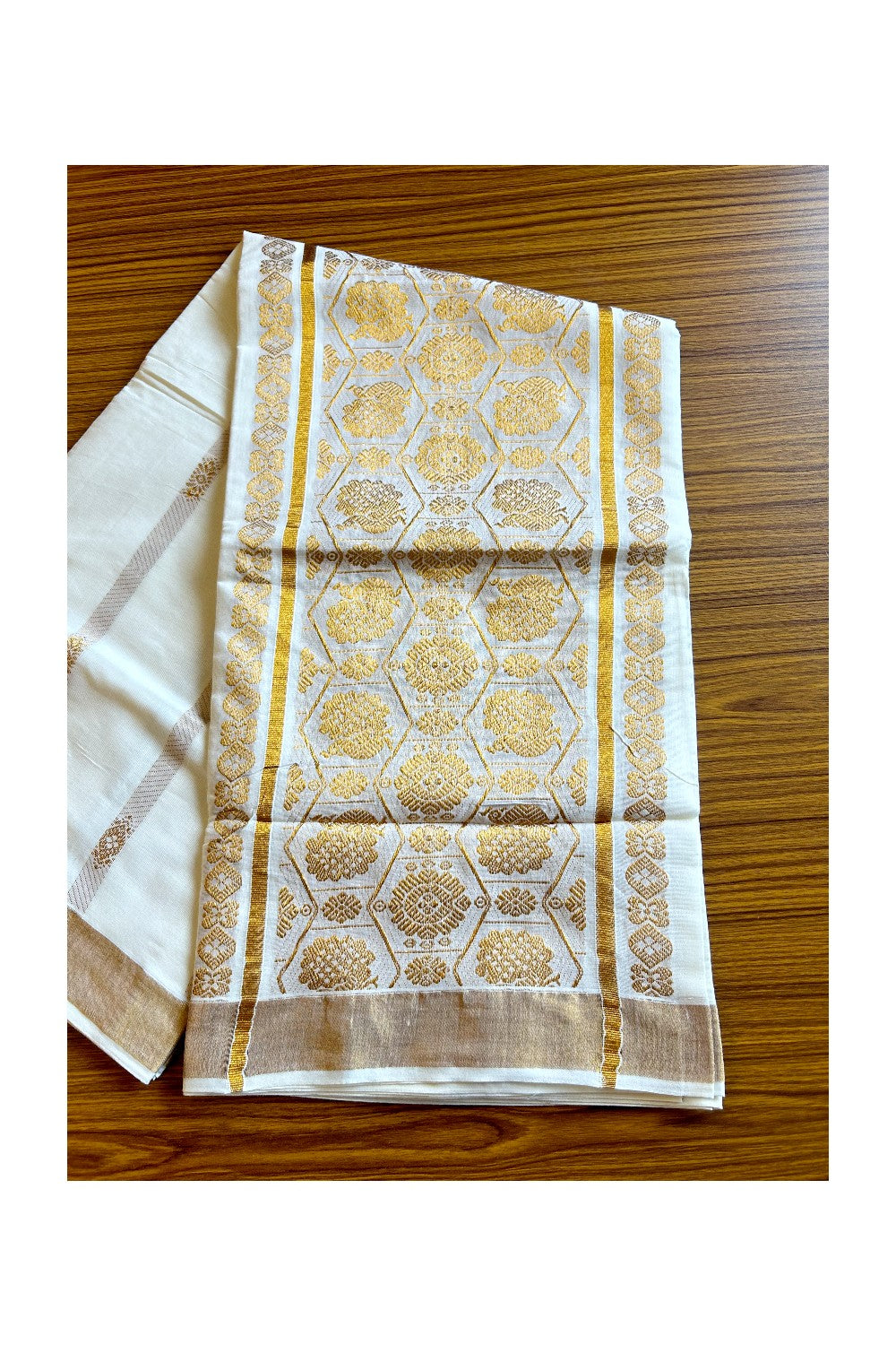 23% Discount!!! Kaitharikada Kerala Cotton Saree Off white - 28.5 inch Kasav Zari with Peacock Pattern Putta Design- 3KK1002JEE