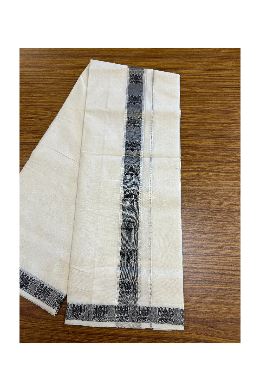 25% DISCOUNT ! KaithariKada HANDLOOM Unakkupaav Balaramapuram - 100% PURE Cotton Off White - (Unbleached) Double Mundu/Dhoti - 2 inch Silver Kasavu & Black Lotus Jacquard Design Kara - 3KK5190ABH