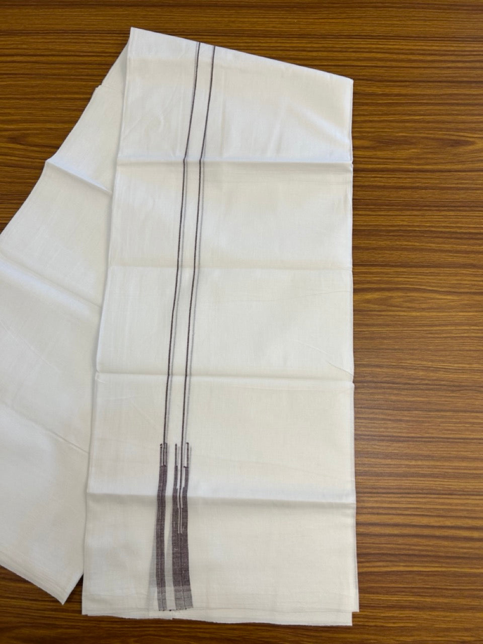 20% DISCOUNT!! NEW!! KaithariKada Balaramapuram 100% Cotton PURE WHITE Double Mundu/Dhoti - (100x80)s - 0.75 inch Dark Wine Line chutty - 3 KK5249 VIN