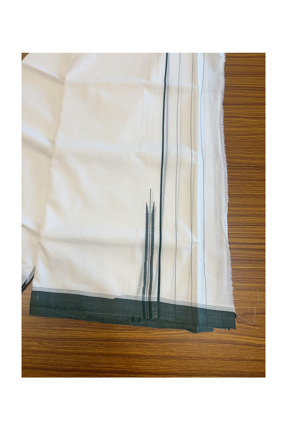 25% Disocunt! NEW PURE WHITE HANDLOOM UNAKKUPAAV Balaramapuram - 100% Cotton Double Pure White - Mundu/Dhoti - 100x100 4.75 inch Dark Green CHUTTY Kara 3.68 mtrs (8 Muzham) - 3KK5048REA