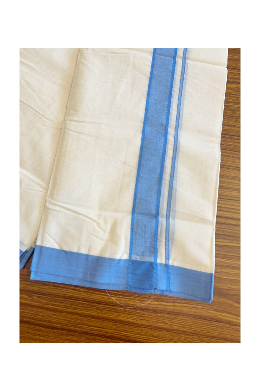 10% Discount KaithariKada Balaramapuram 100% Cotton Double Off white - (Unbleached) - Mundu/Dhoti-100x100 - 2. inch Electric Blue Kara - 155