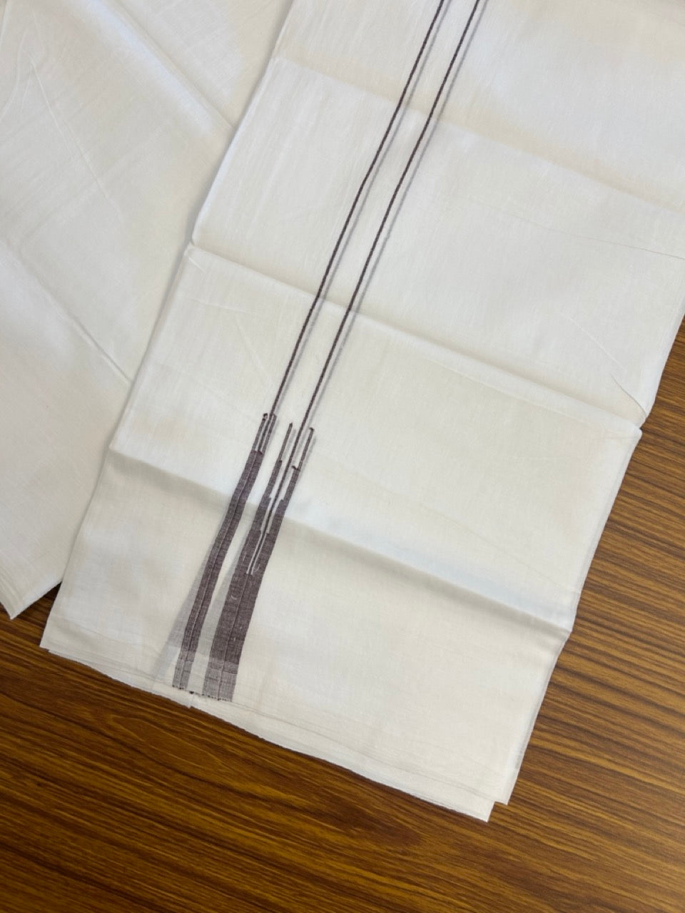 20% DISCOUNT!! NEW!! KaithariKada Balaramapuram 100% Cotton PURE WHITE Double Mundu/Dhoti - (100x80)s - 0.75 inch Dark Wine Line chutty - 3 KK5249 VIN