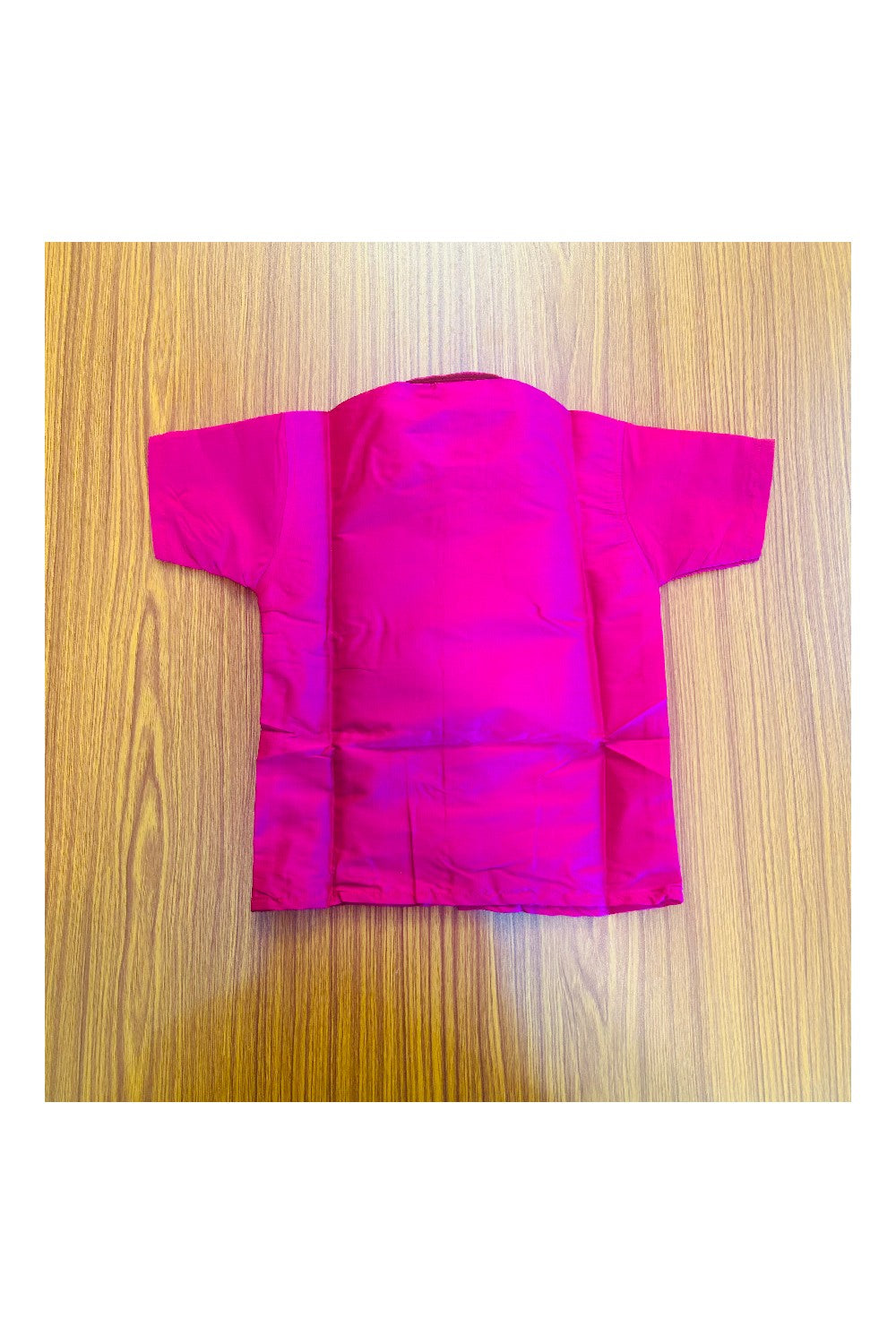 10% DISCOUNT !!! Yuvraj-Traditional South Indian Kids Silk Shirt & Mund- Magenta Shirt Off white Kasavu Mund Age 2 - 3KK96YUV2.