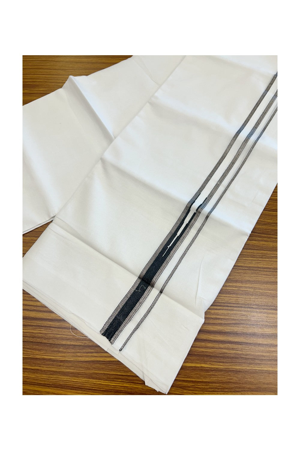 20% Discount ! Kaitharikada Balaramapuram 100% Cotton PURE WHITE Double Mundu/Dothi - 100x80 -0.75 inch Silver Kasavu & Black Stripes Chutty Kara - 32KK5182VAS